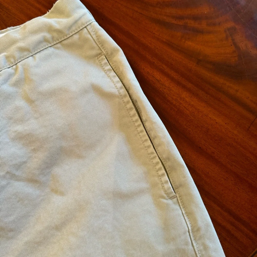 J.Crew Essential Chino Shorts Mens 35 Stone Khaki Cotton 10.5”